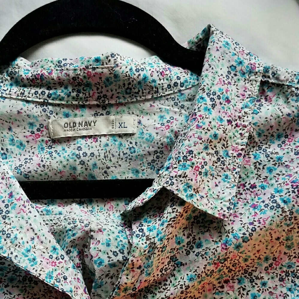 Old Navy Floral Button Up Shirt